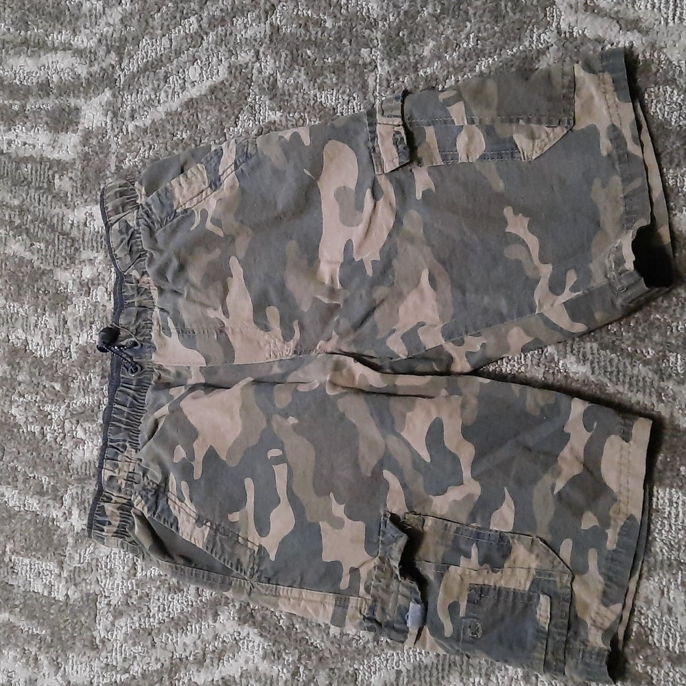 Univibe army shorts